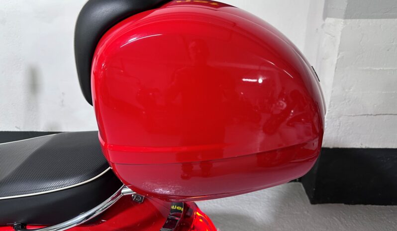 VESPA GTS 300