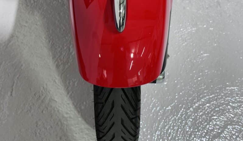 VESPA GTS 300