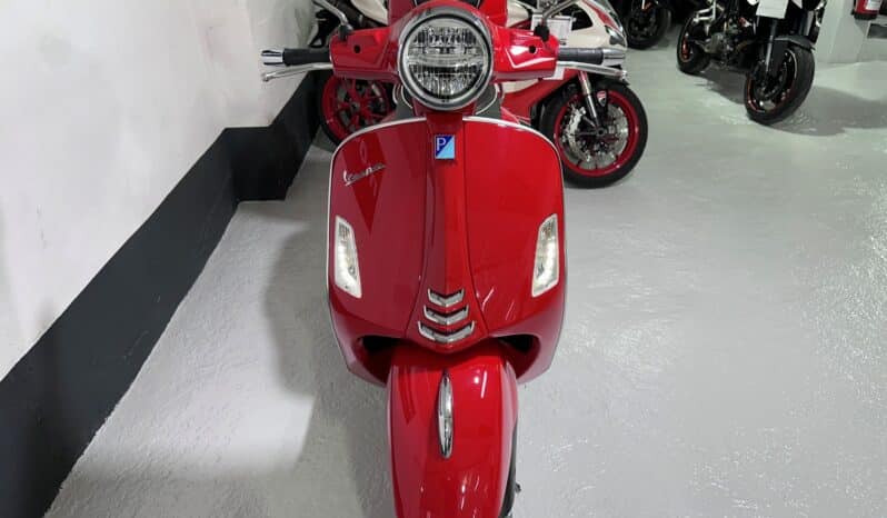 VESPA GTS 300