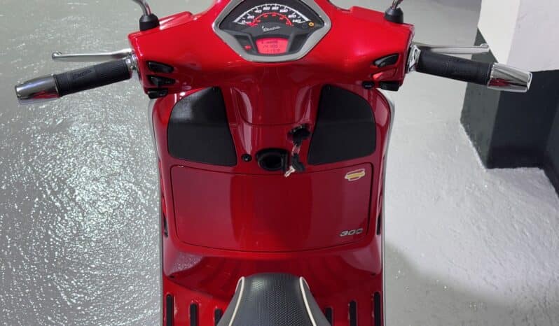 VESPA GTS 300