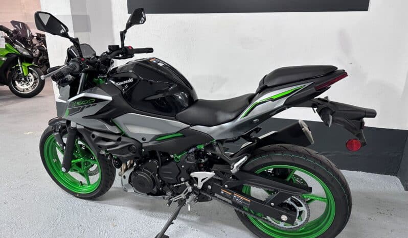 KAWASAKI Z500 SE 2025