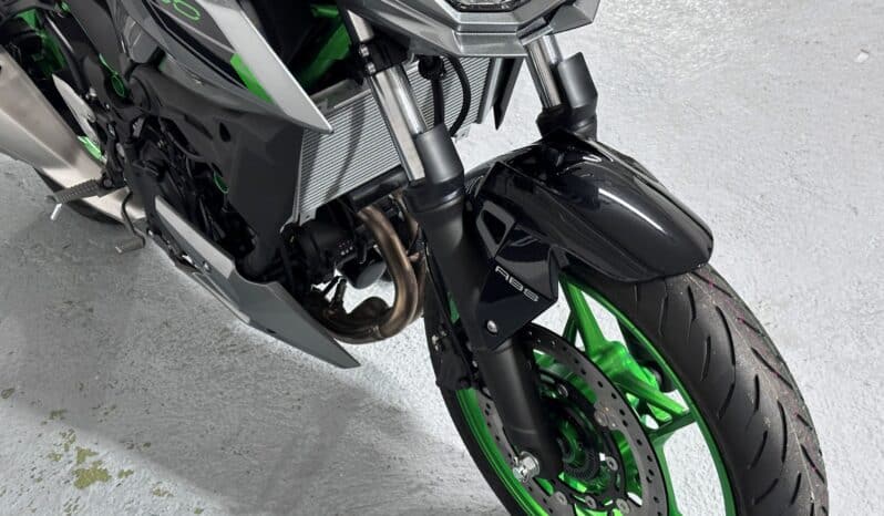 KAWASAKI Z500 SE 2025