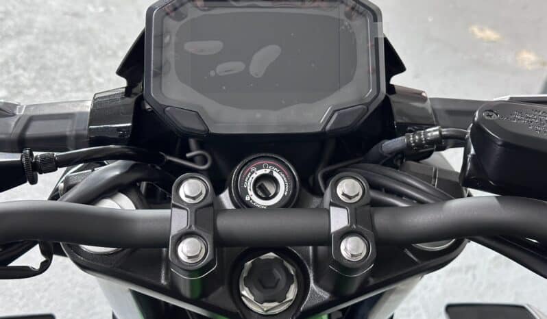 KAWASAKI Z500 SE 2025