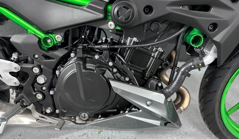 KAWASAKI Z500 SE 2025