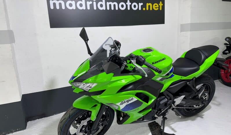 KAWASAKI NINJA 650 2026
