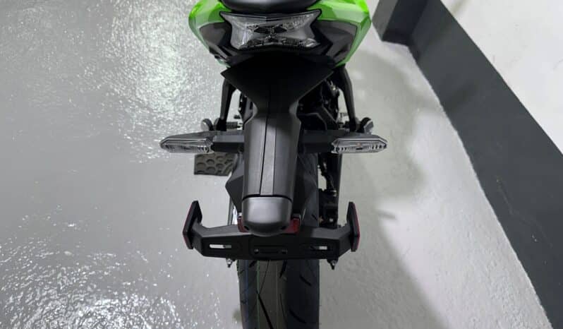 KAWASAKI NINJA 650 2026