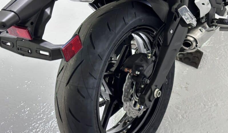 KAWASAKI NINJA 650 2026