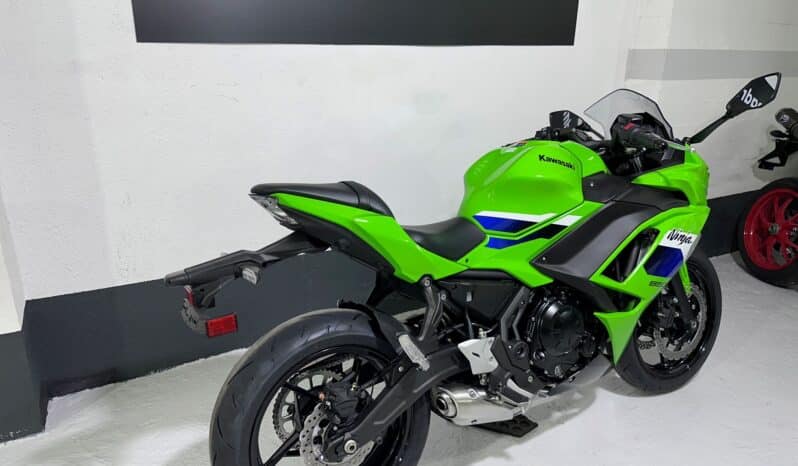 KAWASAKI NINJA 650 2026