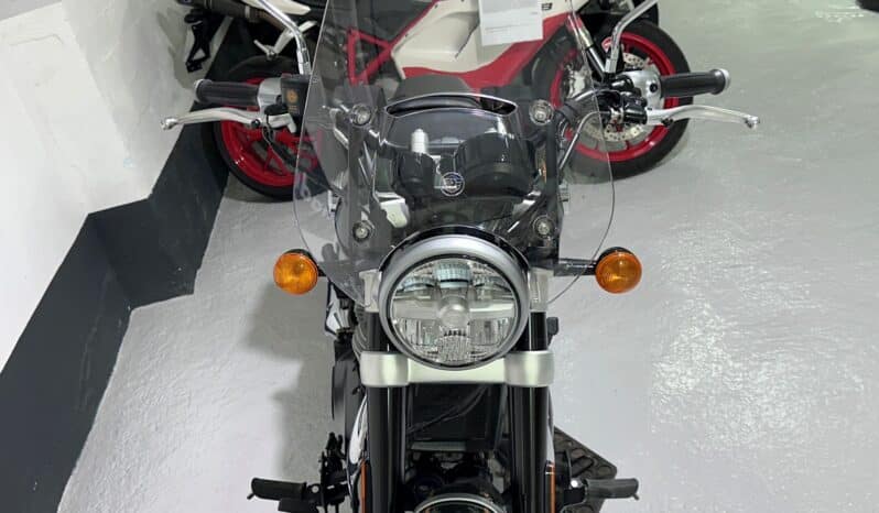 ROYAL ENFIELD Super Meteor 650