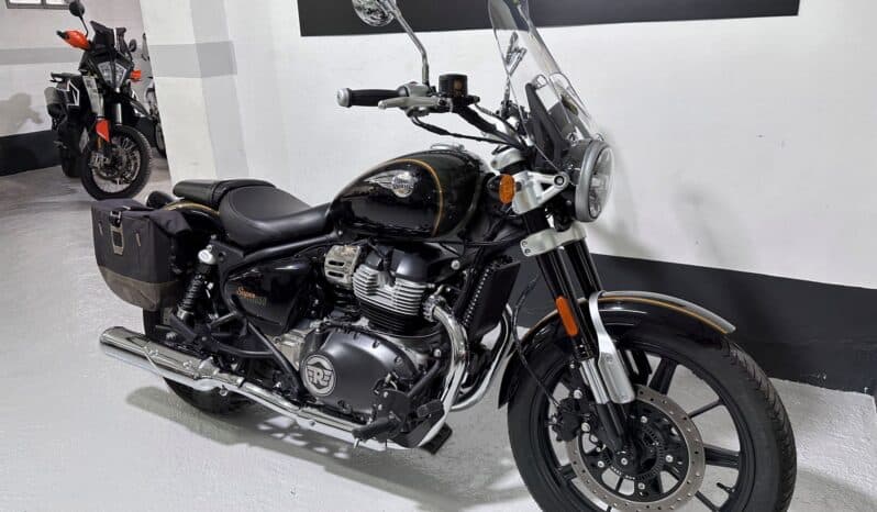 ROYAL ENFIELD Super Meteor 650