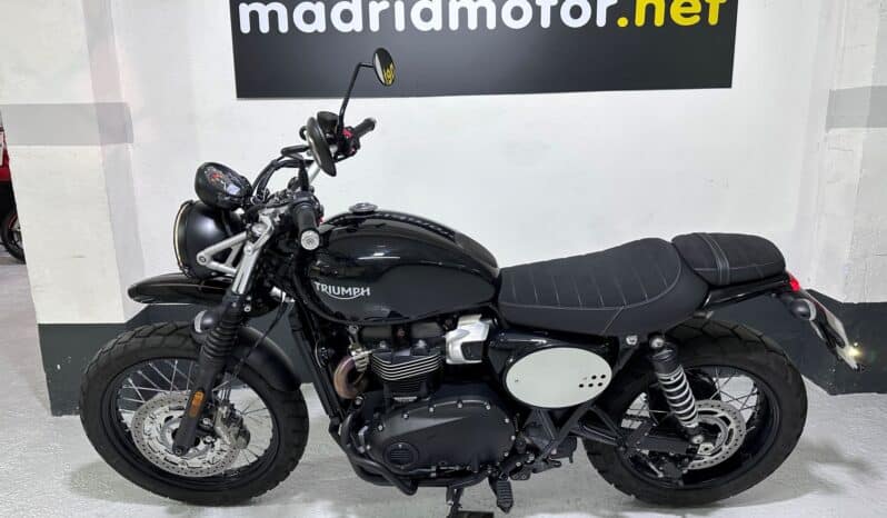 TRIUMPH SCRAMBLER 900
