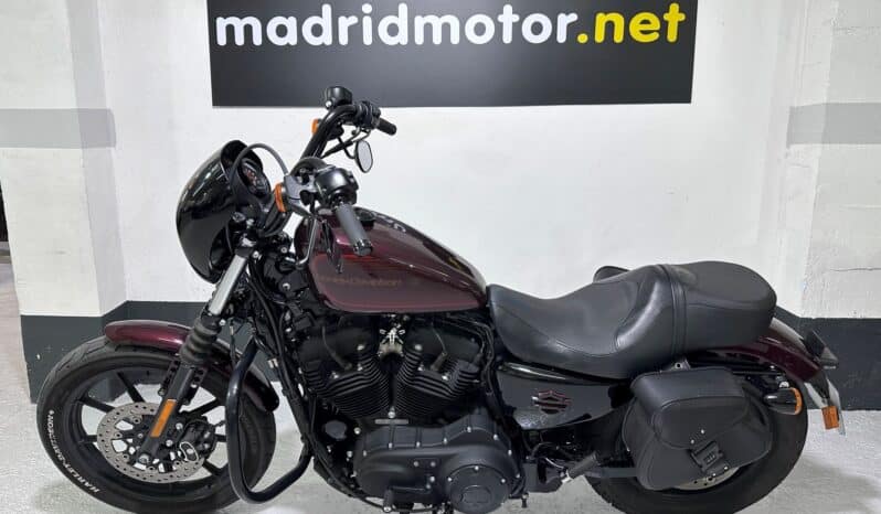 HARLEY DAVIDSON Sportster 1200 Iron