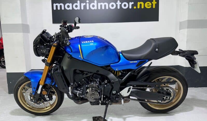 YAMAHA XSR 900