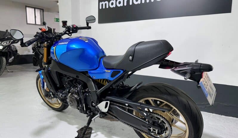 YAMAHA XSR 900