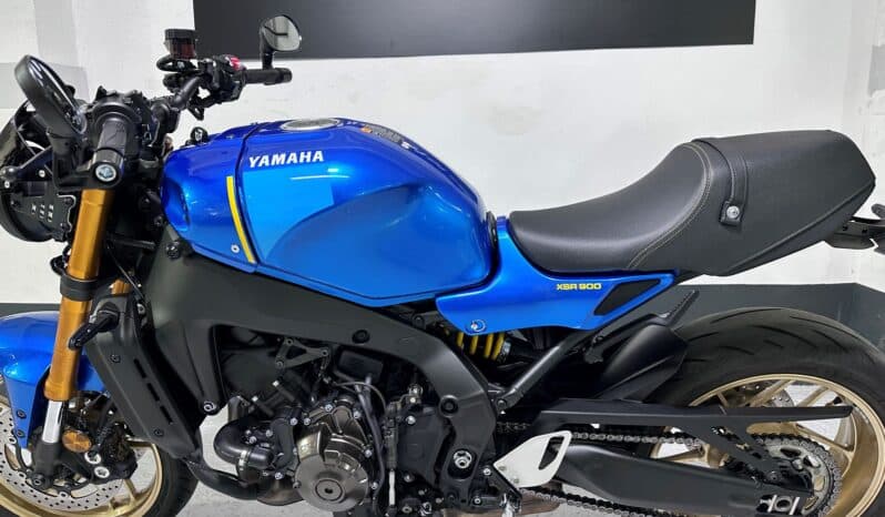 YAMAHA XSR 900