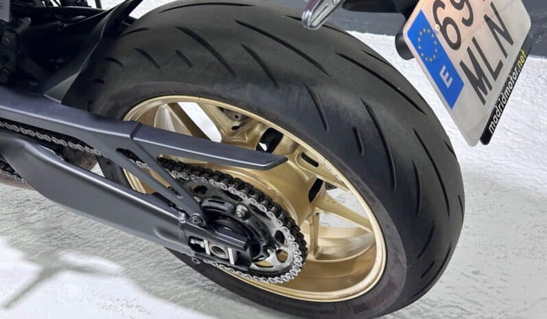 YAMAHA XSR 900