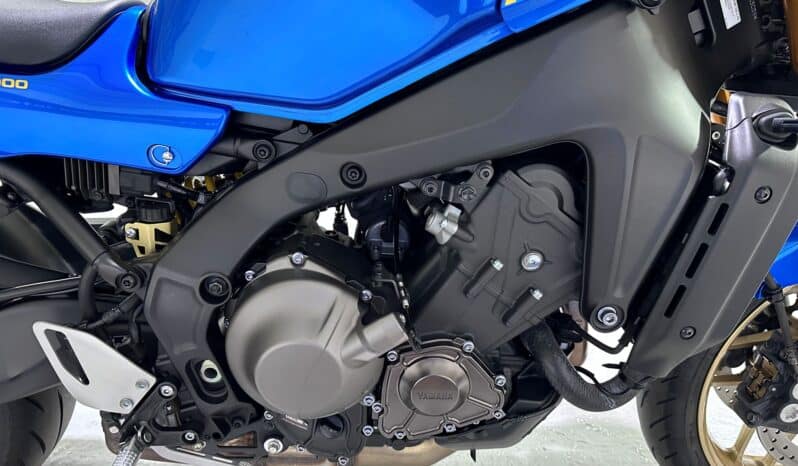 YAMAHA XSR 900