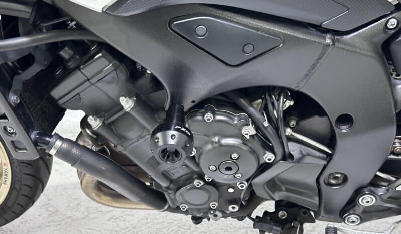 YAMAHA FZ8 N