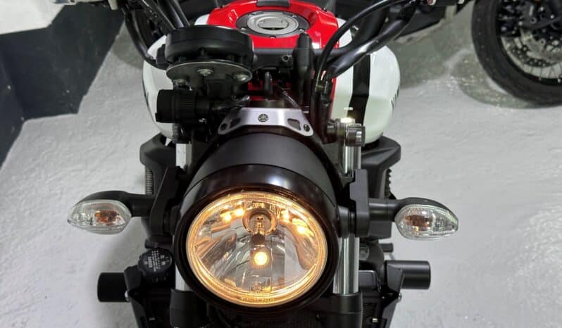 YAMAHA XRS 700 LIMITADA