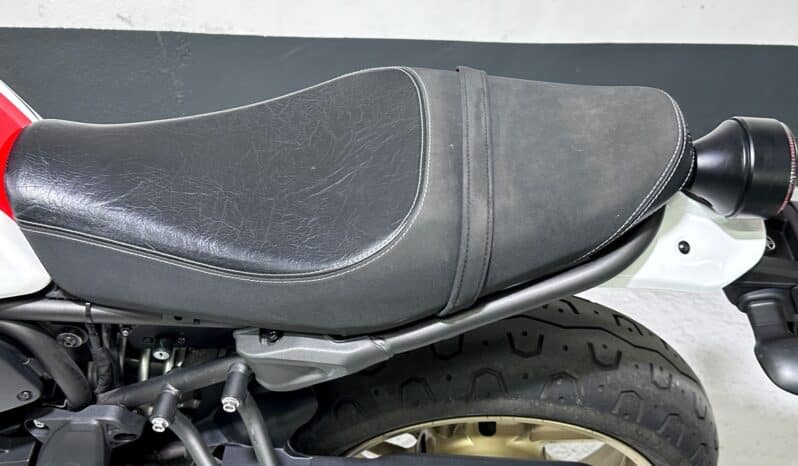YAMAHA XRS 700 LIMITADA