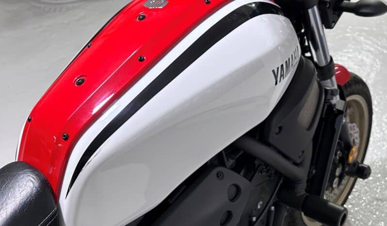 YAMAHA XRS 700 LIMITADA