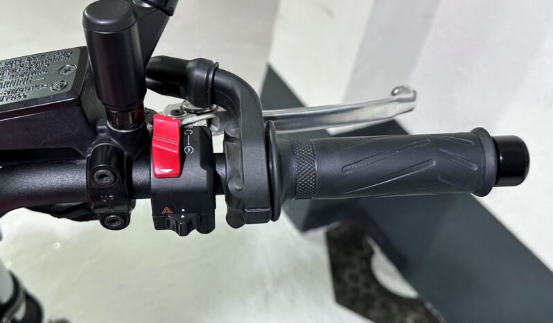 YAMAHA XRS 700 LIMITADA