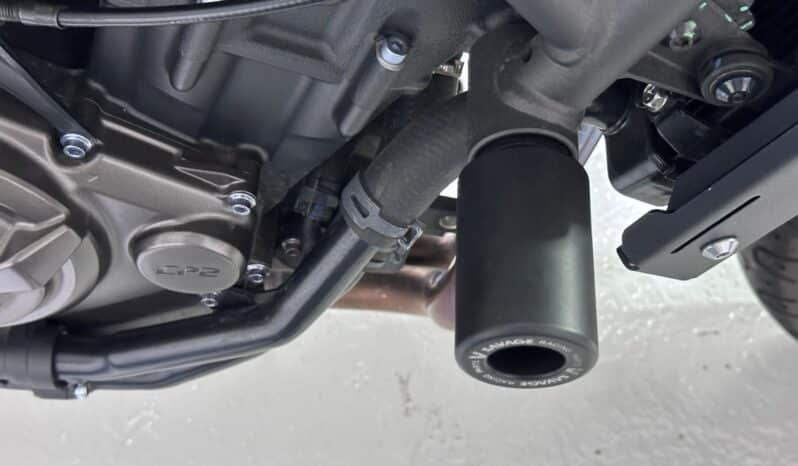 YAMAHA XRS 700 LIMITADA