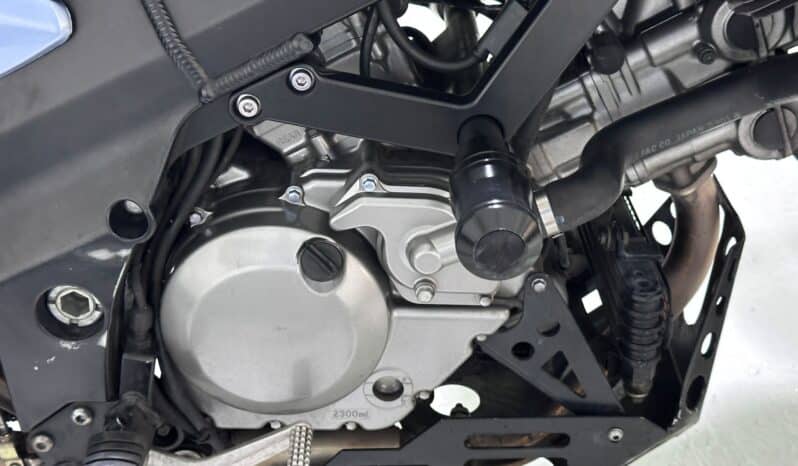 SUZUKI V-STROM DL 650