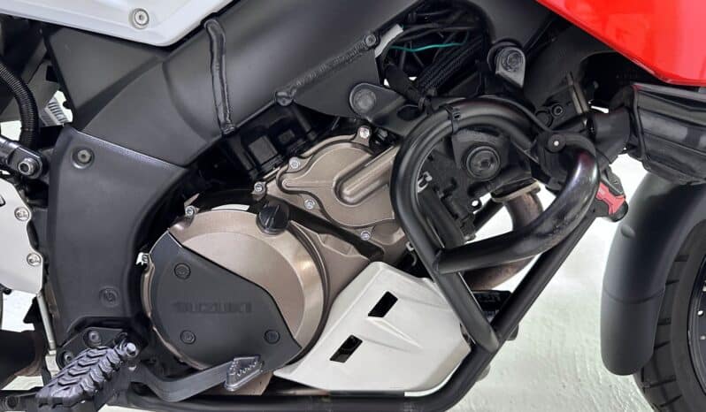 SUZUKI V-STROM 1050 XT