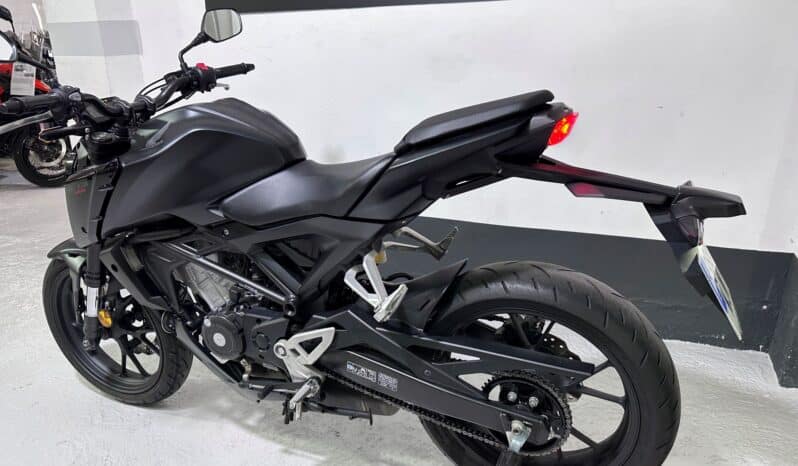 HONDA CB 125R