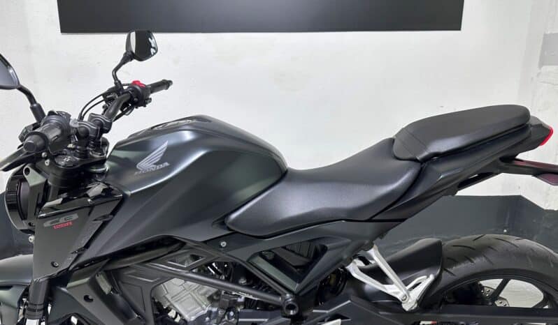 HONDA CB 125R