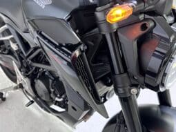 HONDA CB 125R