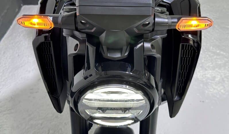 HONDA CB 125R