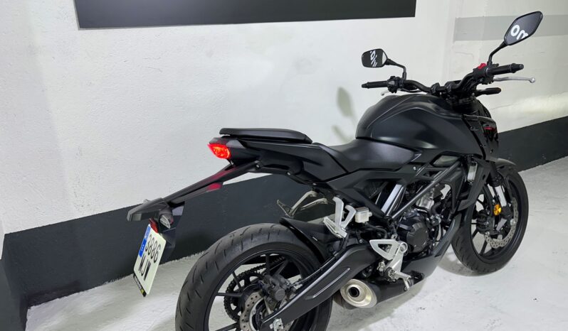 HONDA CB 125R