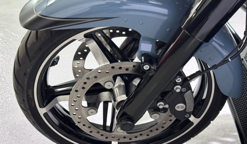 HARLEY DAVIDSON ROAD GLIDE SPECIAL