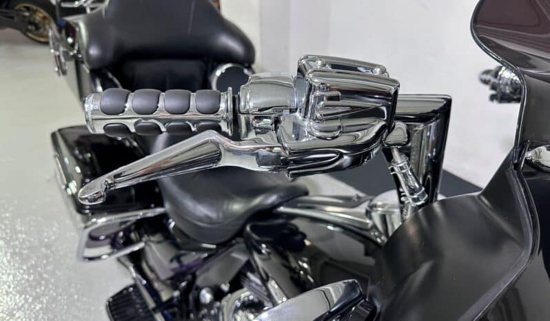 HARLEY-DAVIDSON ELECTRA GLIDE ULTRA LIMITED (FLHTK)