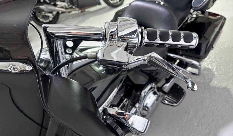 HARLEY-DAVIDSON ELECTRA GLIDE ULTRA LIMITED (FLHTK)