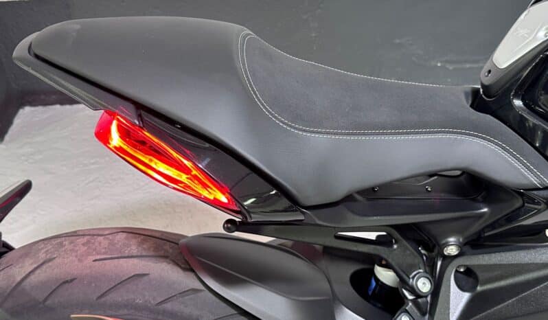 MV AUGUSTA DRAGSTER 800 R