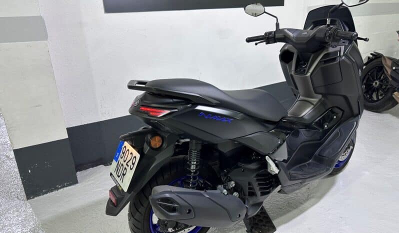 YAMAHA N-MAX 125