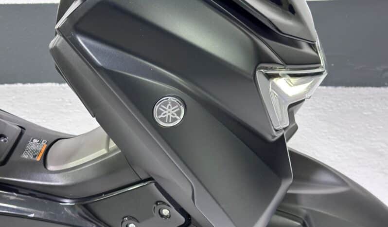YAMAHA N-MAX 125