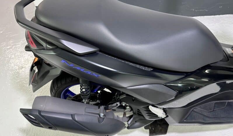 YAMAHA N-MAX 125